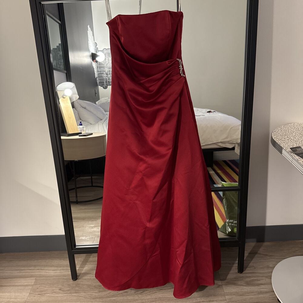 David's Bridal Womens Sz 4 Red Strapless Formal Evening Gown Dress